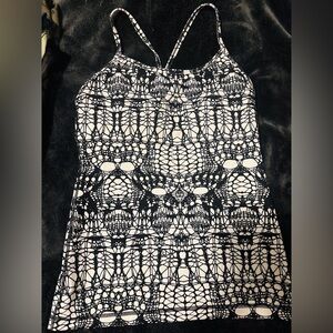 Black & White Lace-Style Lululemon tank